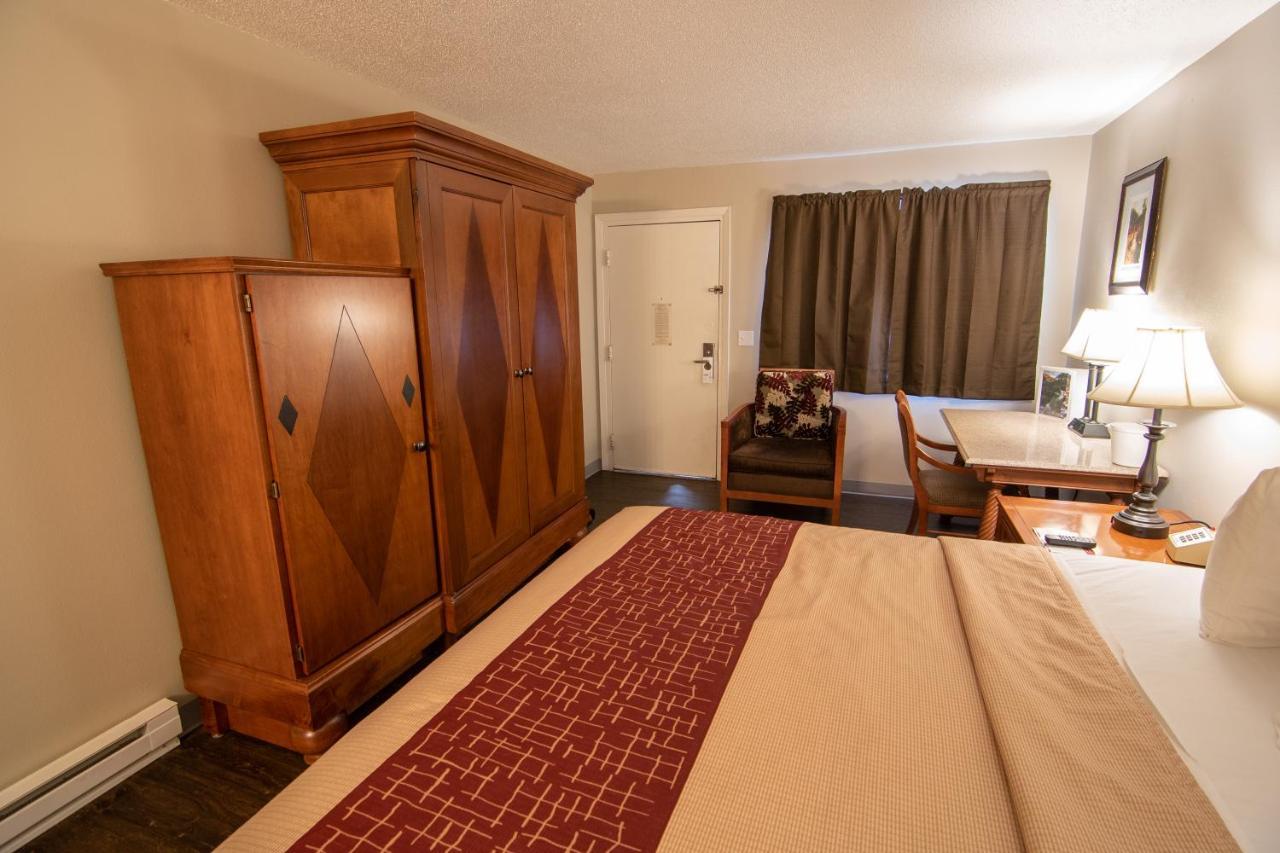 Lookout Mountain Lodge 스피어피쉬 외부 사진